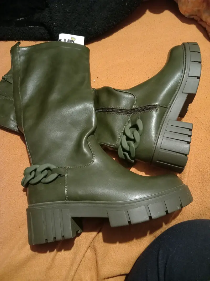 Botas largas verdes de cuero - 4