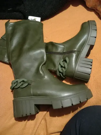 Botas largas verdes de cuero - miniatura 4