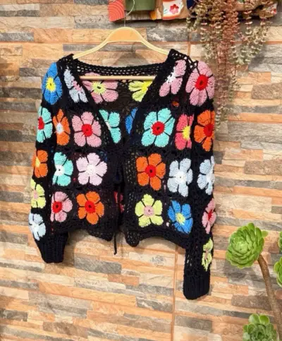 Chaqueta tejida con flores - miniatura 1