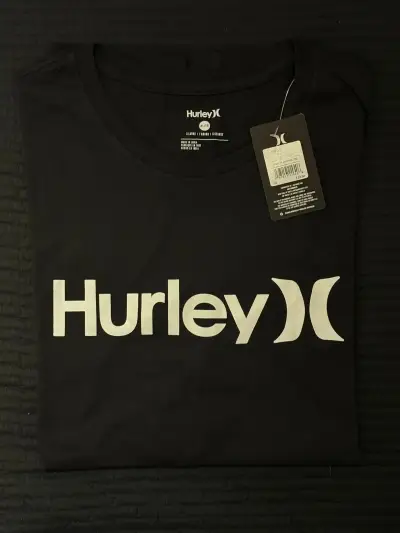 Polera negra Hurley nueva - miniatura 1