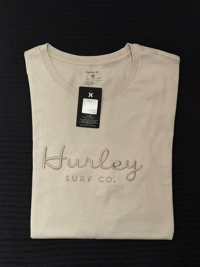 Polera negra Hurley nueva - 3