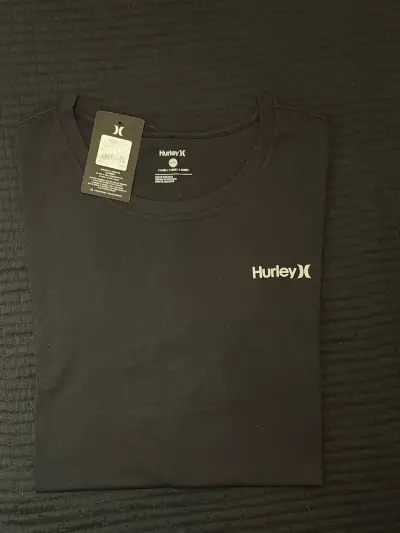 Polera negra Hurley nueva - miniatura 4