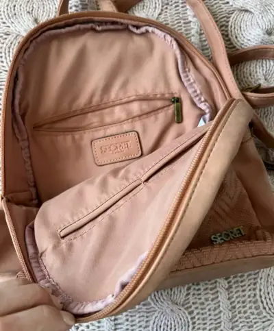 Mochila rosada decorativa - miniatura 2