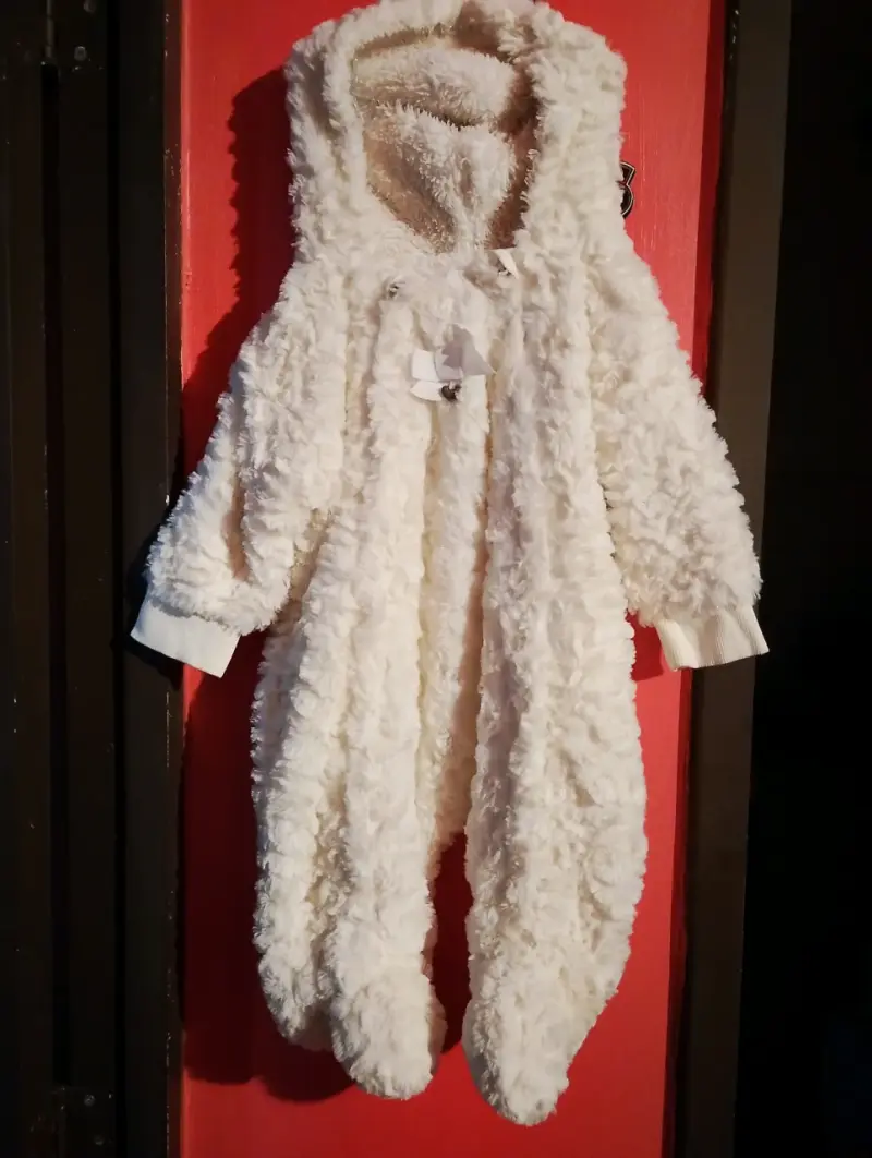 Enterito de peluche blanco - 1