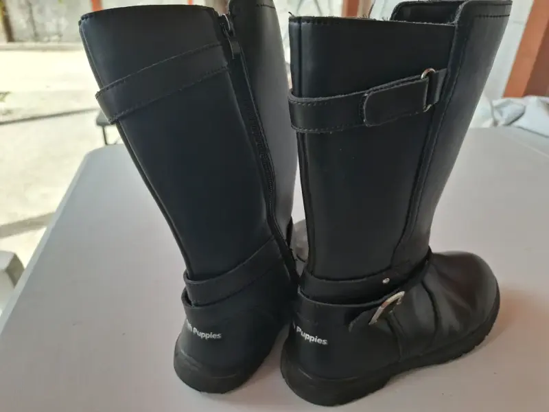 Botas negras de cuero - 2