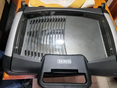 Parrilla eléctrica Thomas con tapa - miniatura 1