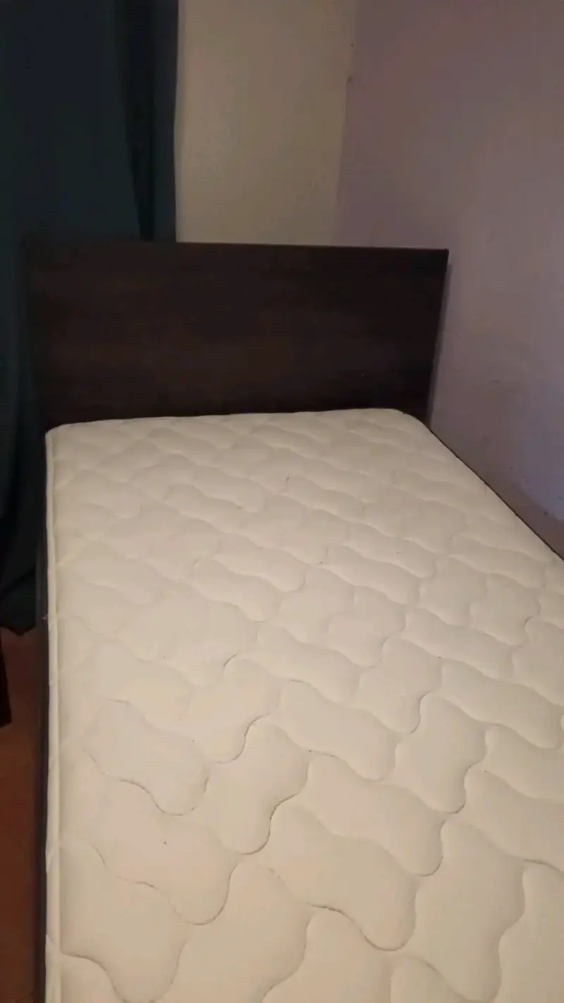 Cama individual con colchón - 3