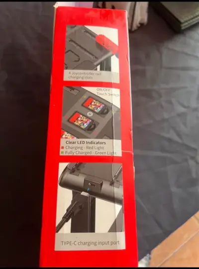 Cargador y soporte para mandos Switch - miniatura 4