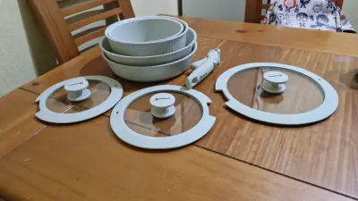Batería de ollas blanca - miniatura 2