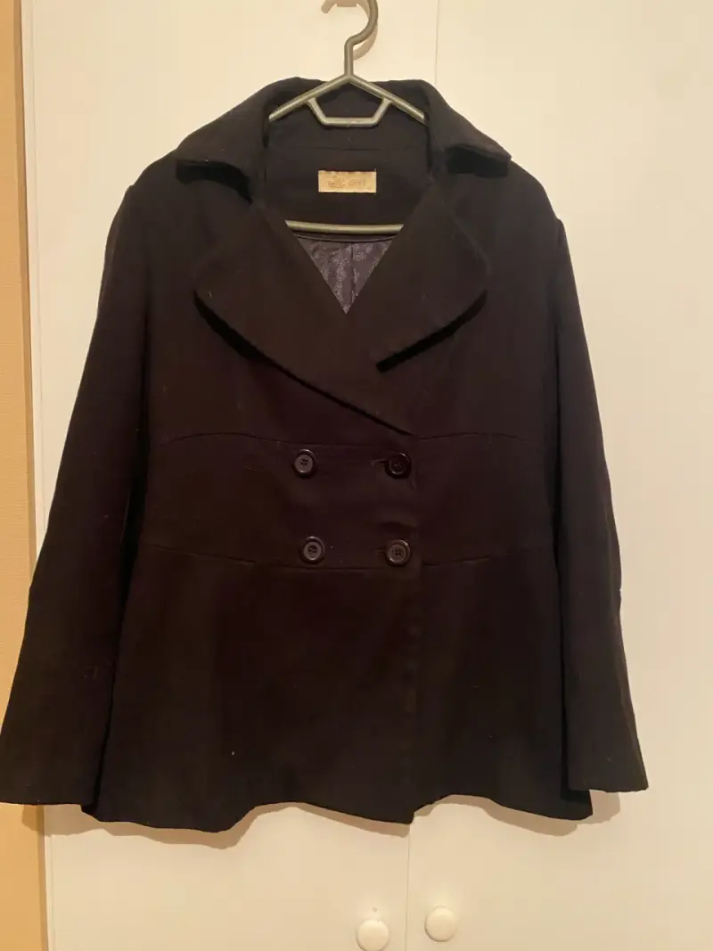 Abrigo, blazer, zapatos, jeans - 1