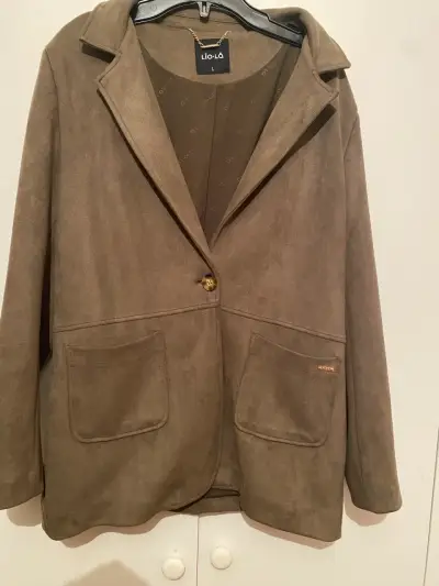 Abrigo, blazer, zapatos, jeans - miniatura 2