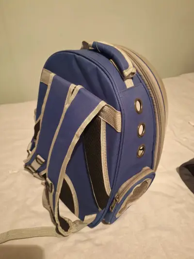 Mochila transportadora para mascotas - miniatura 2