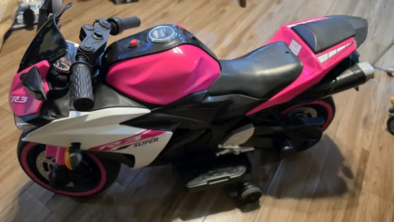 Moto eléctrica infantil rosa - 2