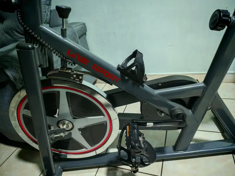 Bicicleta estática Live Sport - 2