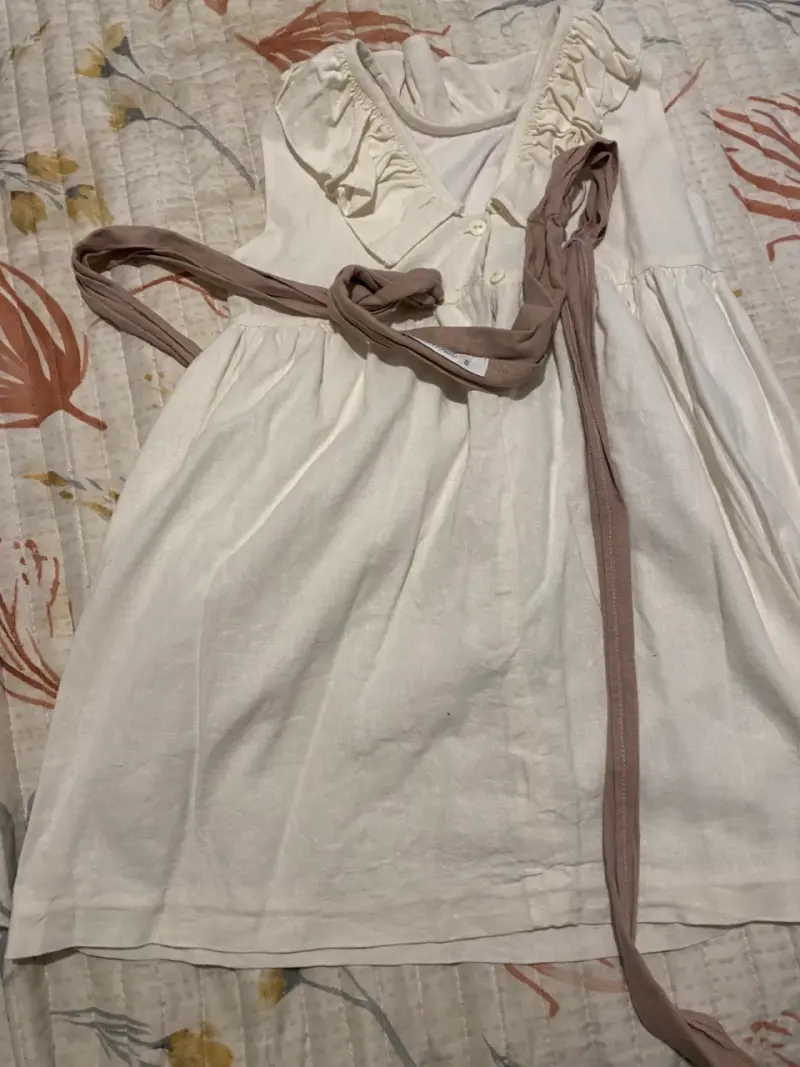 Vestido blanco con volantes - 2