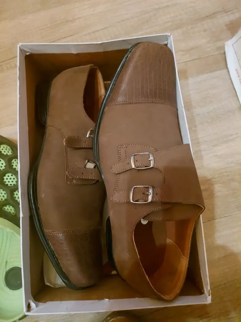 Zapatos de vestir marrones - 1