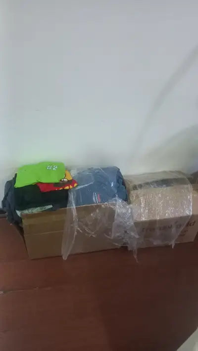 Lote de poleras diversas - miniatura 1