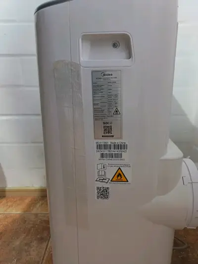 Aire acondicionado portátil Midea - miniatura 2