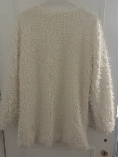 Chaleca blanca de peluche - miniatura 2