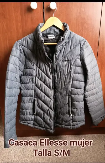 Chaquetas y casacas - miniatura 1