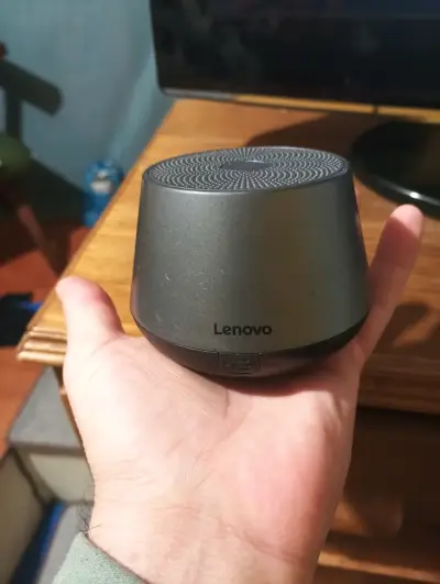 Parlante portátil Lenovo - miniatura 1