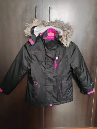 Chaqueta de invierno negra para niña - miniatura 1