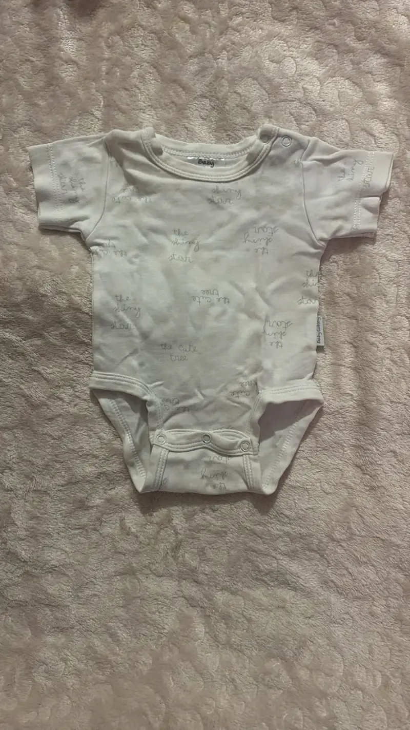 Body bebé blanco con estampados - 1