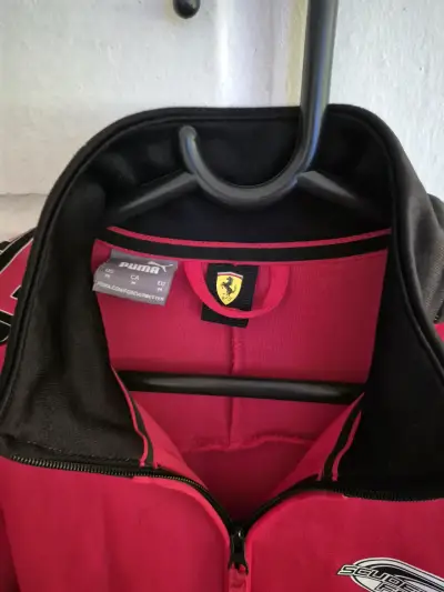 Buzo rojo Scuderia Ferrari - miniatura 3