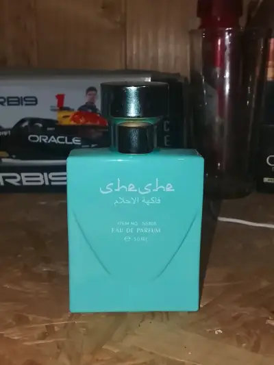 Perfume femenino Eau de Parfum 50ml - miniatura 3
