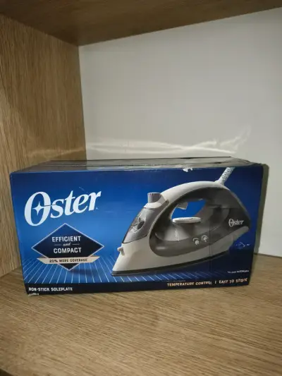 Plancha Oster compacta nueva - miniatura 1