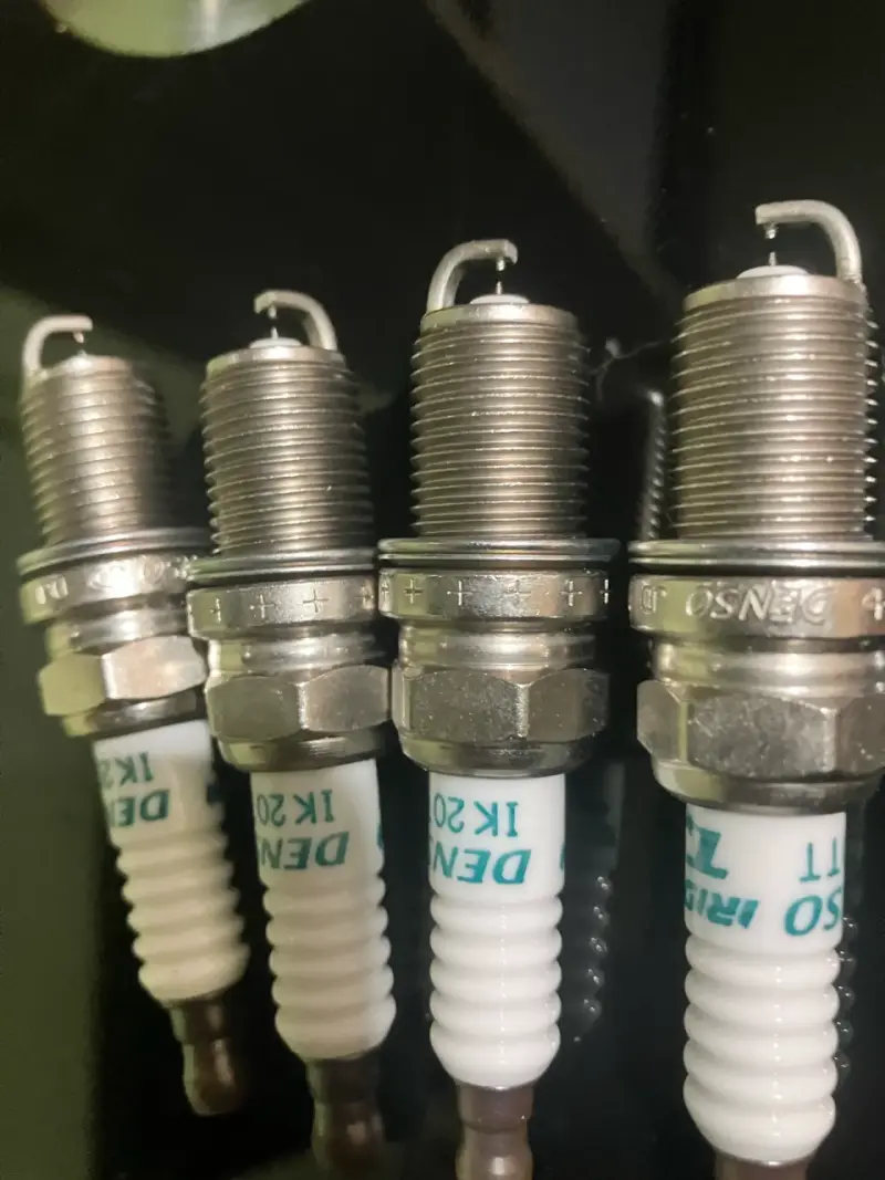 Bujías Denso Iridium TT 4-pack - 3