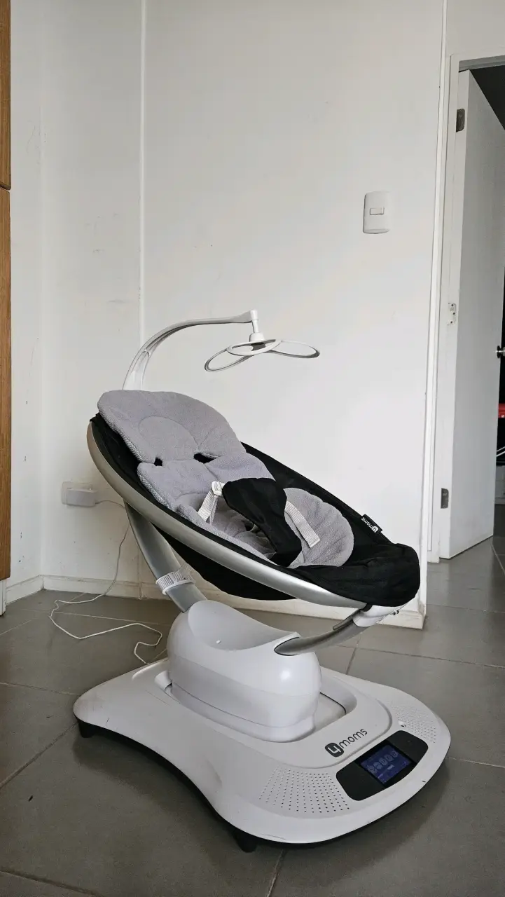 Silla mecedora para bebé 4moms - 1