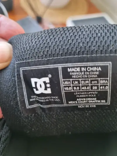 Zapatillas DC negras con blanco - miniatura 2