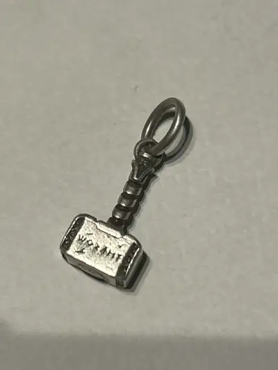 Colgante martillo Thor - miniatura 1