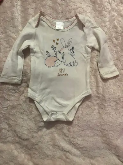 Body bebé diseño conejito y erizo - miniatura 1