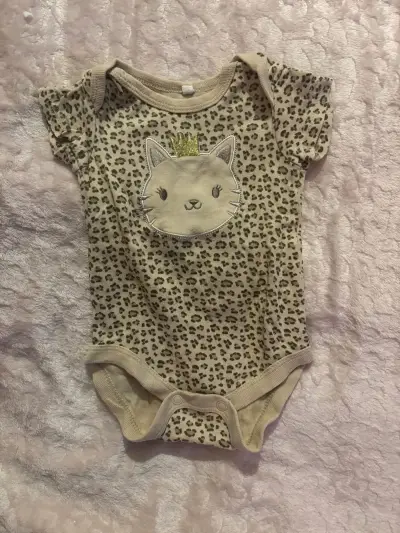 Body bebé diseño conejito y erizo - miniatura 3