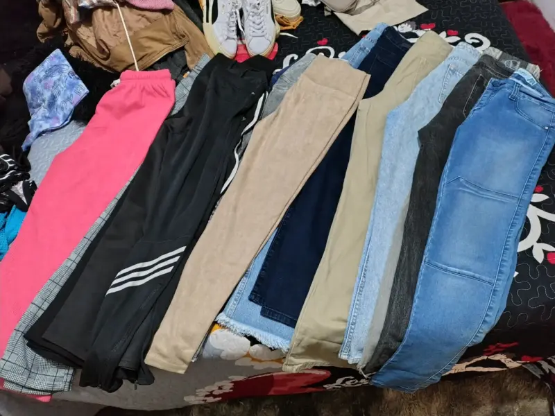 Lote de pantalones variados