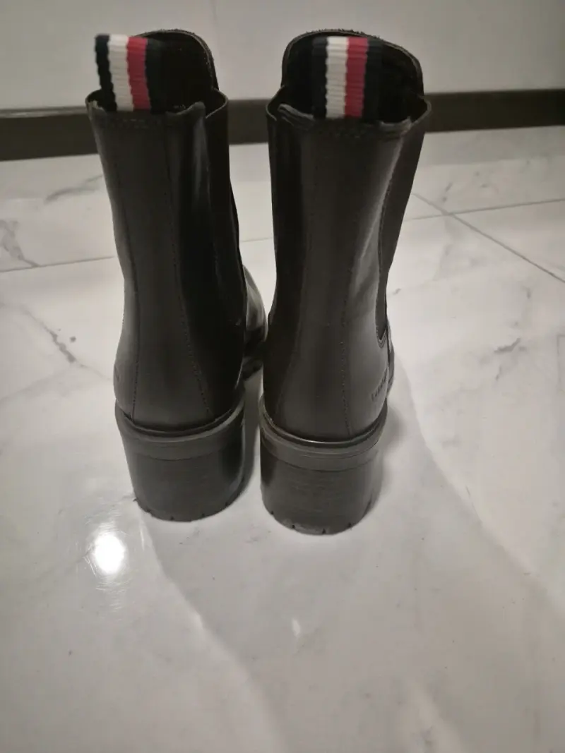 Botines negros estilo Chelsea - 5