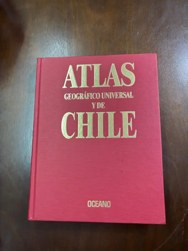 Atlas Geográfico Universal y de Chile - 1