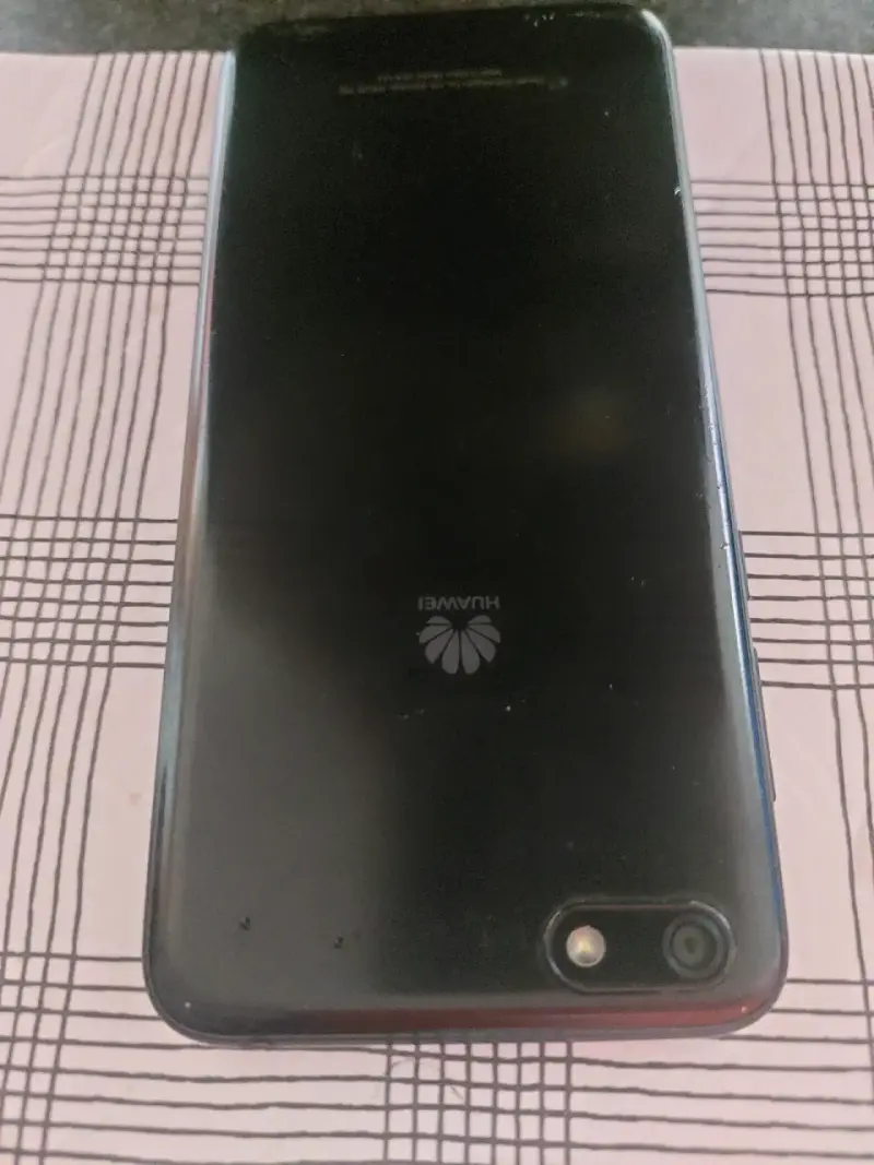 Teléfono Huawei en buen estado - 2