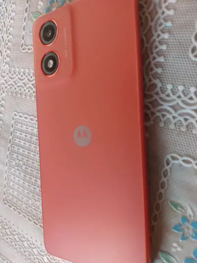 Teléfono Motorola pantalla activa - miniatura 2