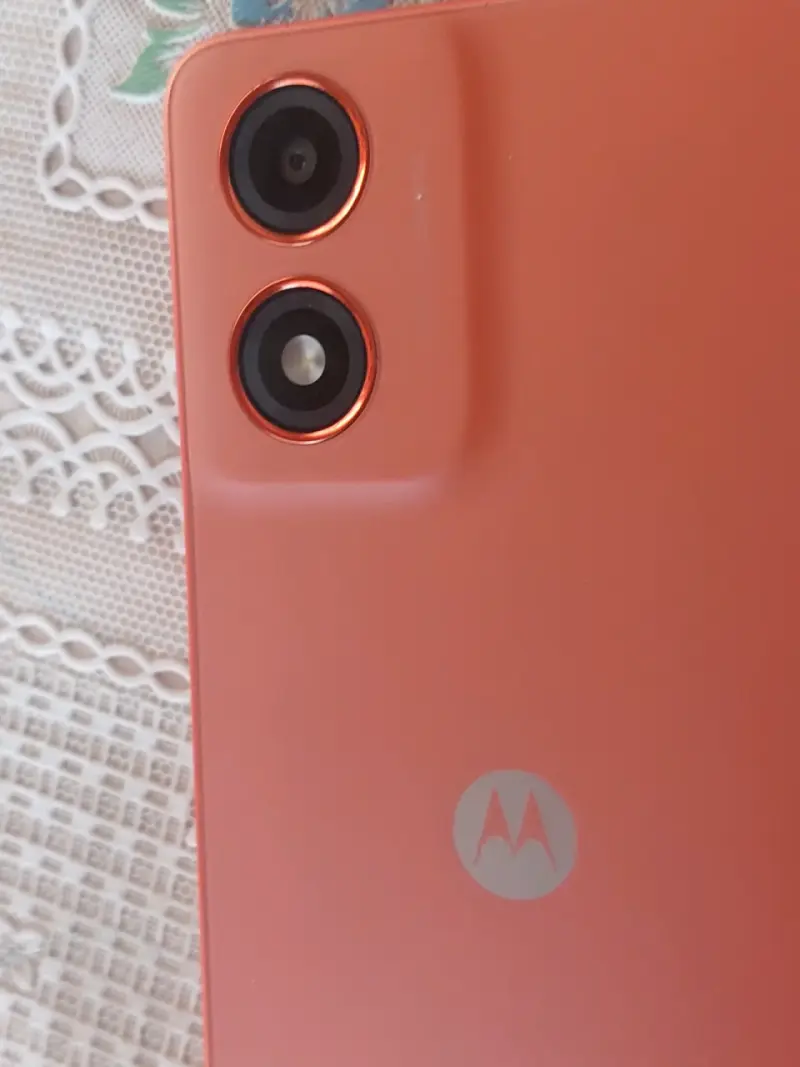 Teléfono Motorola pantalla activa - 3
