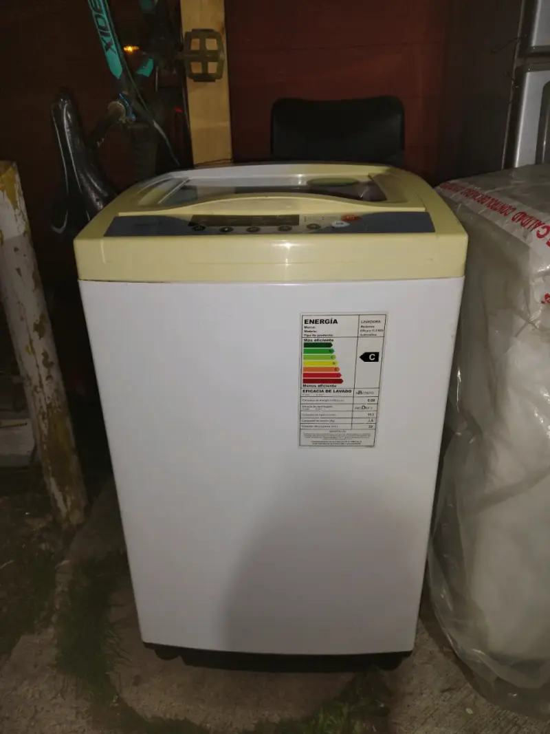 Lavadora de carga superior usada de 11.5 kilos - 3