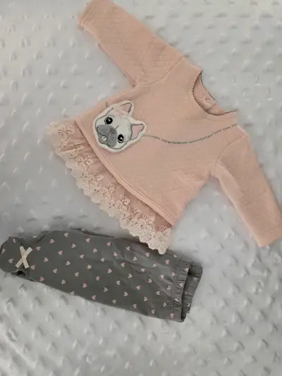 Conjunto bebé rosa y gris - miniatura 1