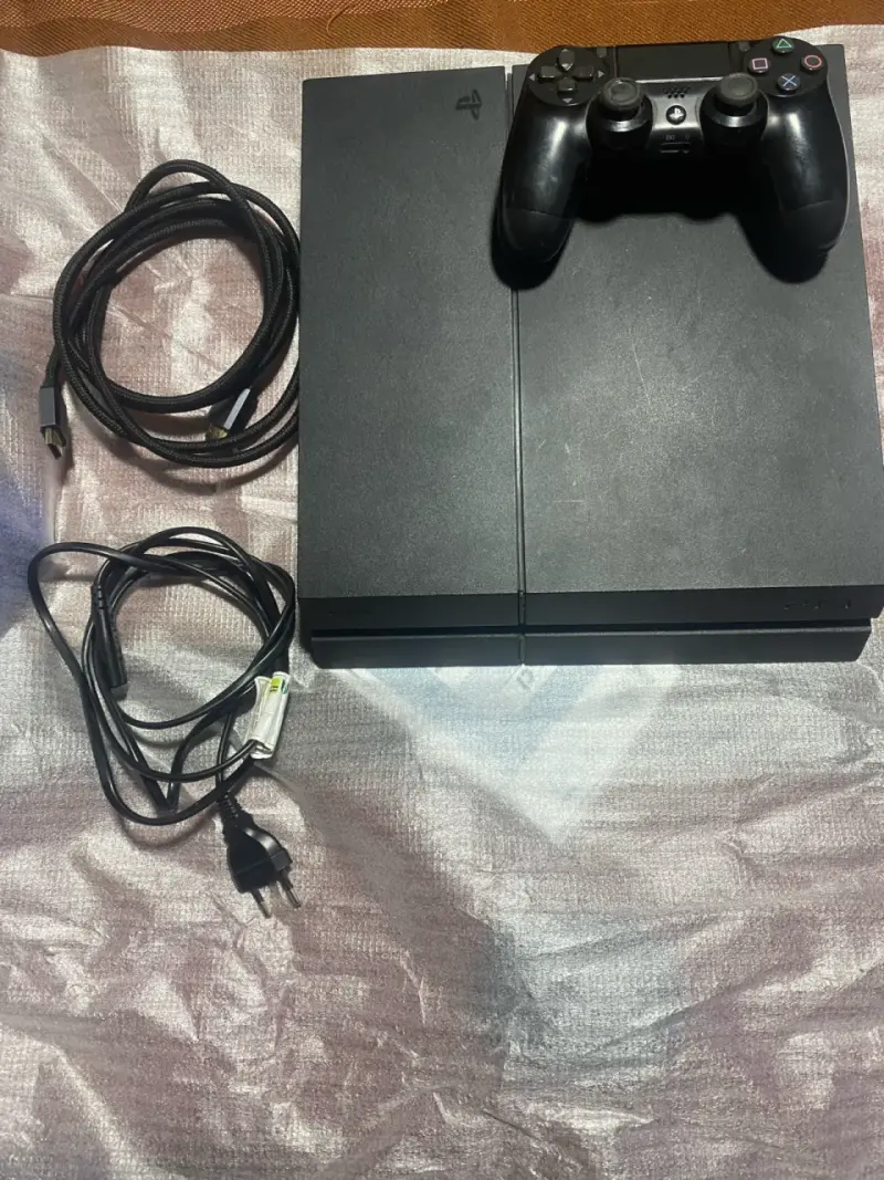 Consola de videojuegos con control - 1