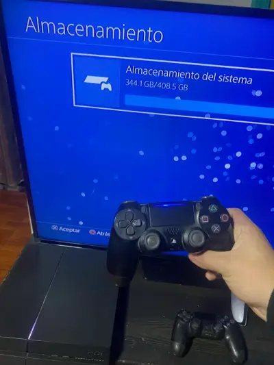 Consola de videojuegos con control - miniatura 4