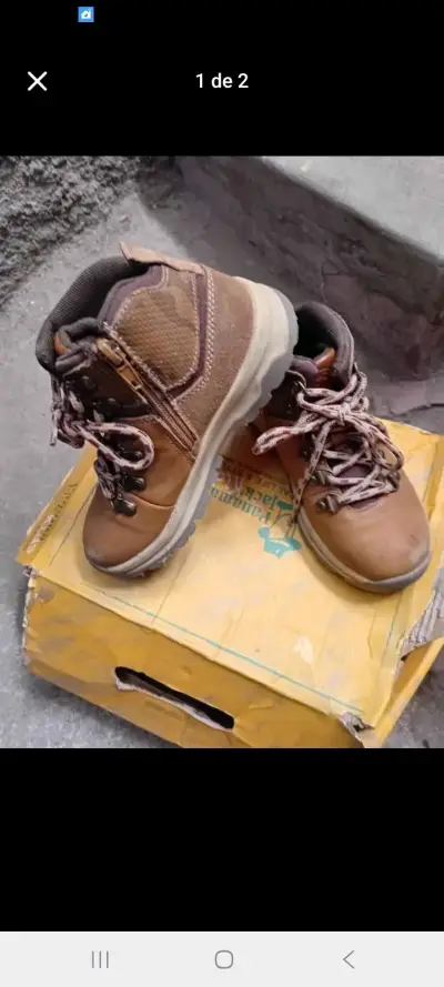 Botas de trekking marrones - miniatura 1