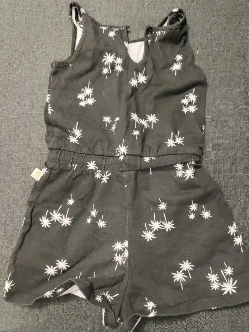 Mono corto negro con estampado - 3