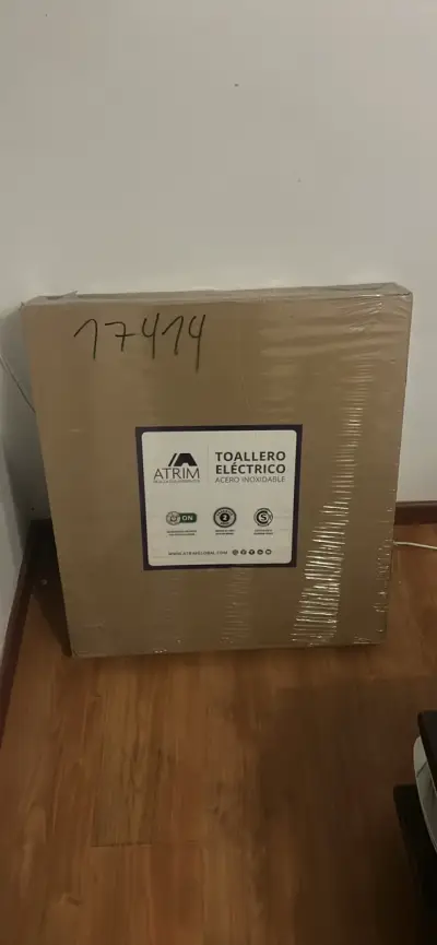 Toallero eléctrico acero inoxidable coco small - miniatura 1