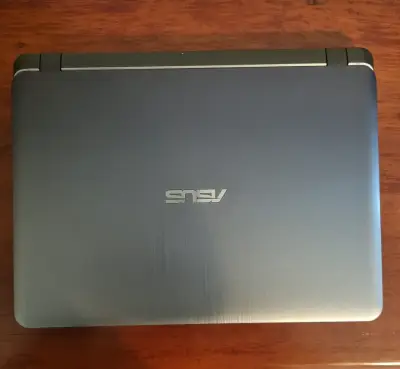 Laptop ASUS 14" VivoBook X407UBR - miniatura 3